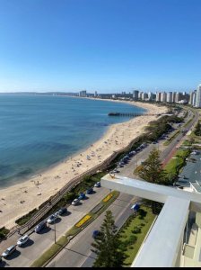 Excelente vista al mar, primera linea , piso alto