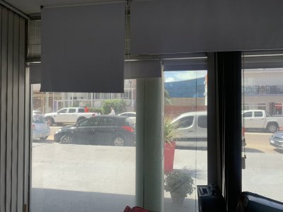 Local a la calle a media c playas 