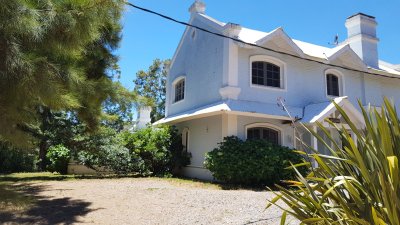 HERMOSA CASA EN ALQUILER TEMPORADA  LA BARRA PUNTA DEL ESTE