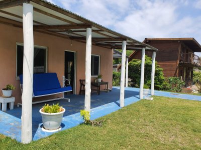 VENTA CASA MONOAMBIENTE MUY AMPLIO EN VENTA  El tesoro La Barra