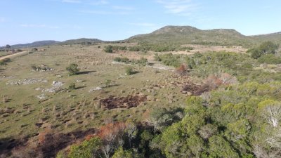 LOTEO DE CHACRAS EN LAS CAÑAS A 30 MINUTOS DE PUNTA- ESPECTACULARES VISTAS