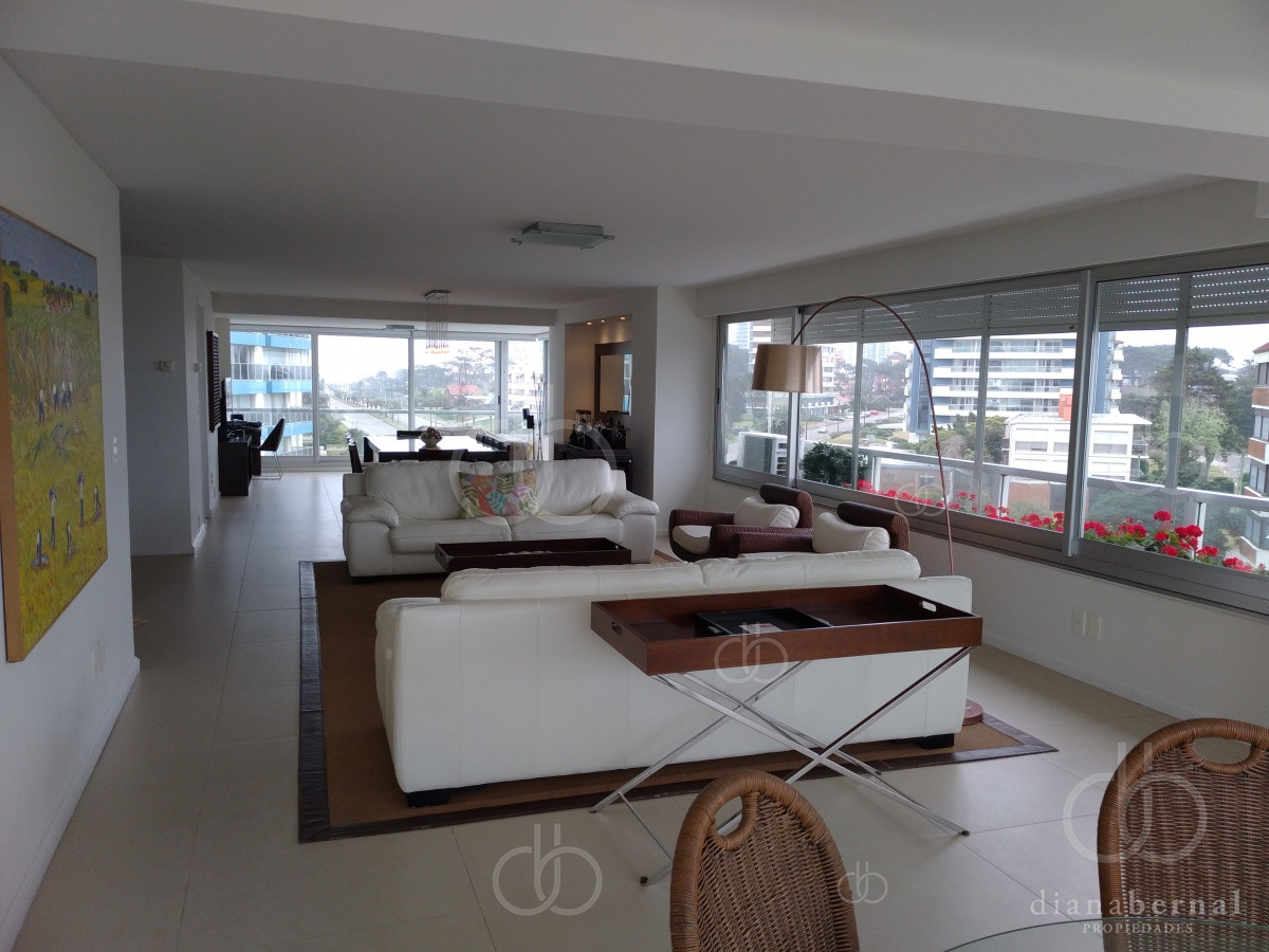 Brava - GoPunta - Portal Inmobiliario de Punta del Este - Maldonado
