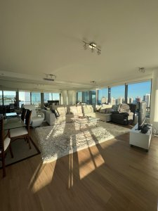 Vendo espectacular apartamento de 3 dormitorios!