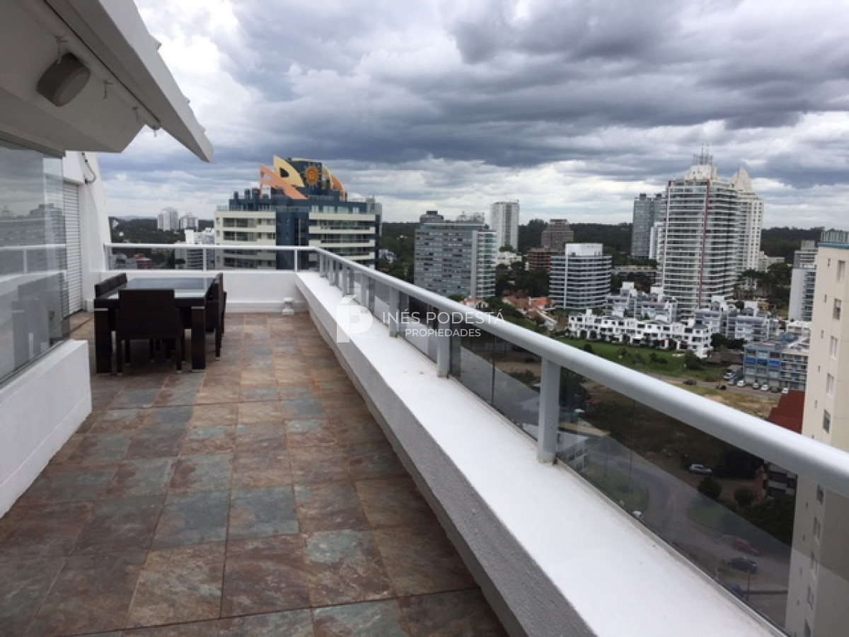 Brava - GoPunta - Portal Inmobiliario de Punta del Este - Maldonado
