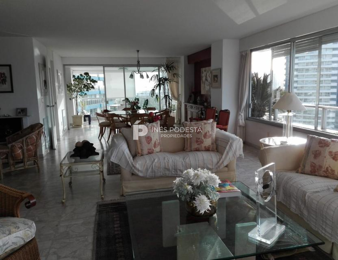 Brava - GoPunta - Portal Inmobiliario de Punta del Este - Maldonado