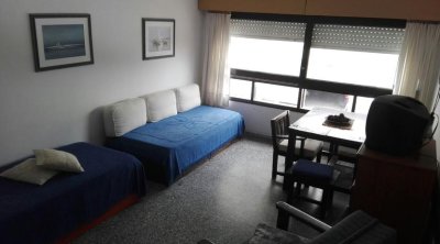 Apartamento en Alquiler, Mansa, Punta del Este, 0 Dormitorios.