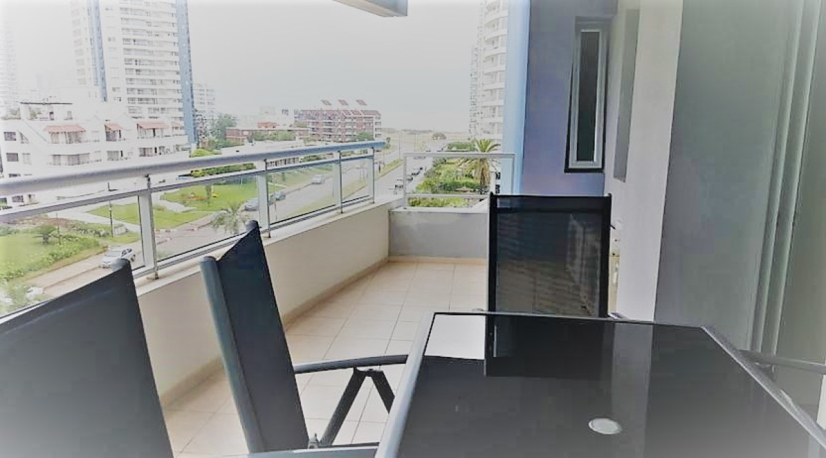 Apartamento en Alquiler, 3 Dormitorios Brava