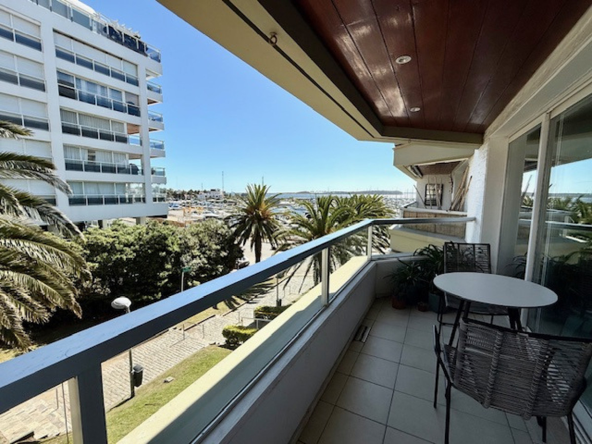 Alquiler departamento con 2 dormitorios y 2 baños