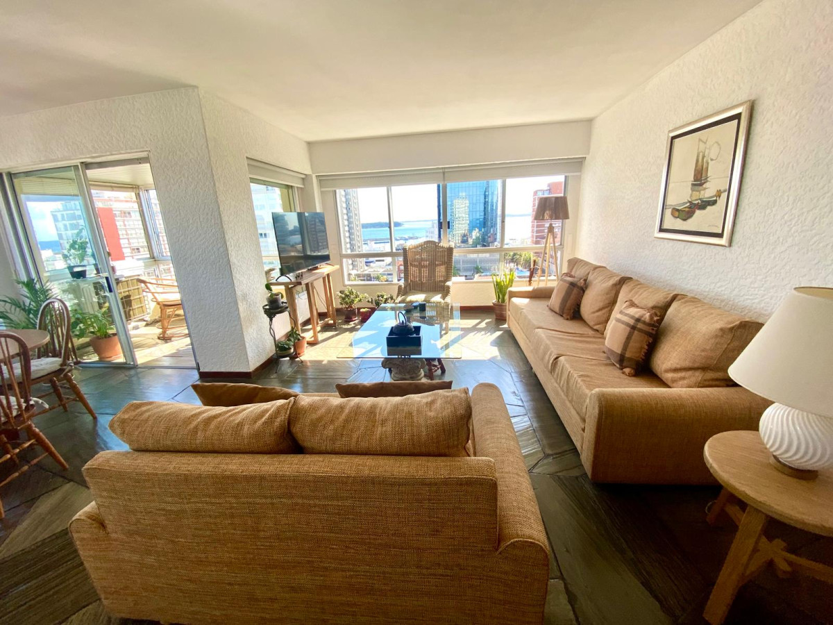 Venta Península 3 dormitorios y 3 baños