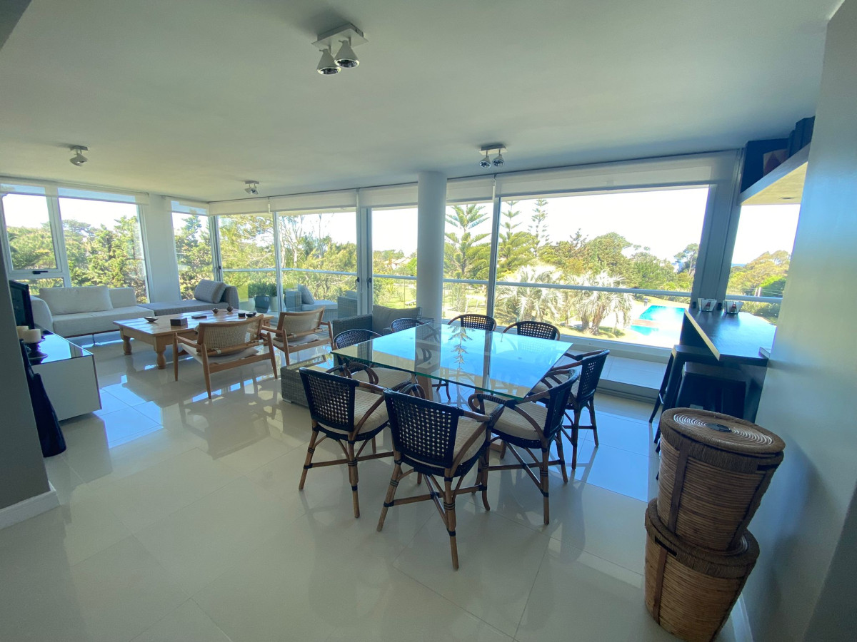 VENTA APARTAMENTO EN BRAVA DE 3 DORMTIROIOS PUNTA DEL ESTE