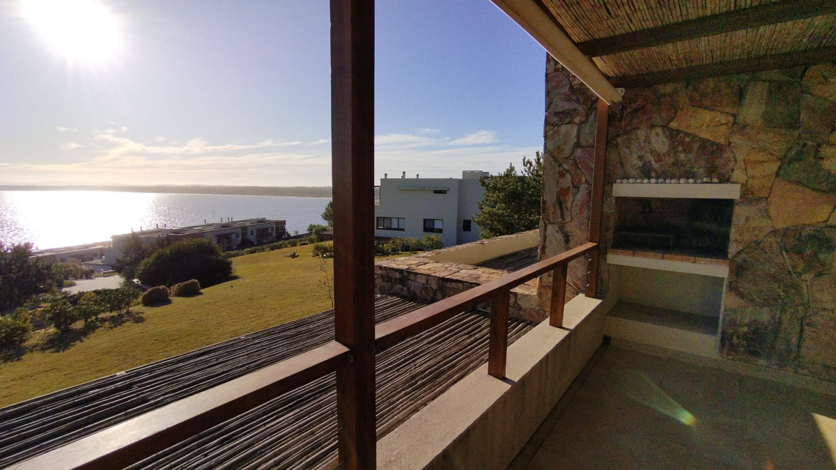Quartier de Punta Ballena con 2 suites y toilette