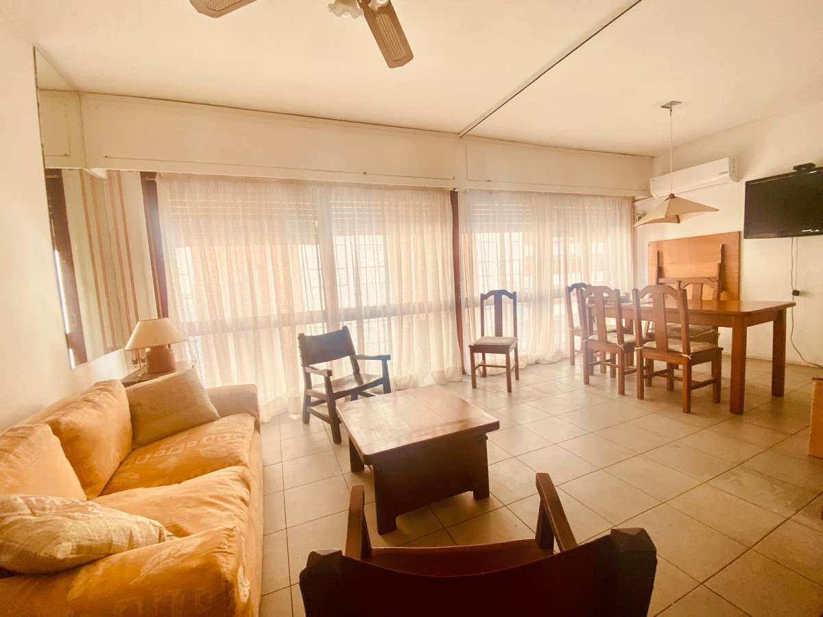 Venta apartamento de 1 dormitorio brava