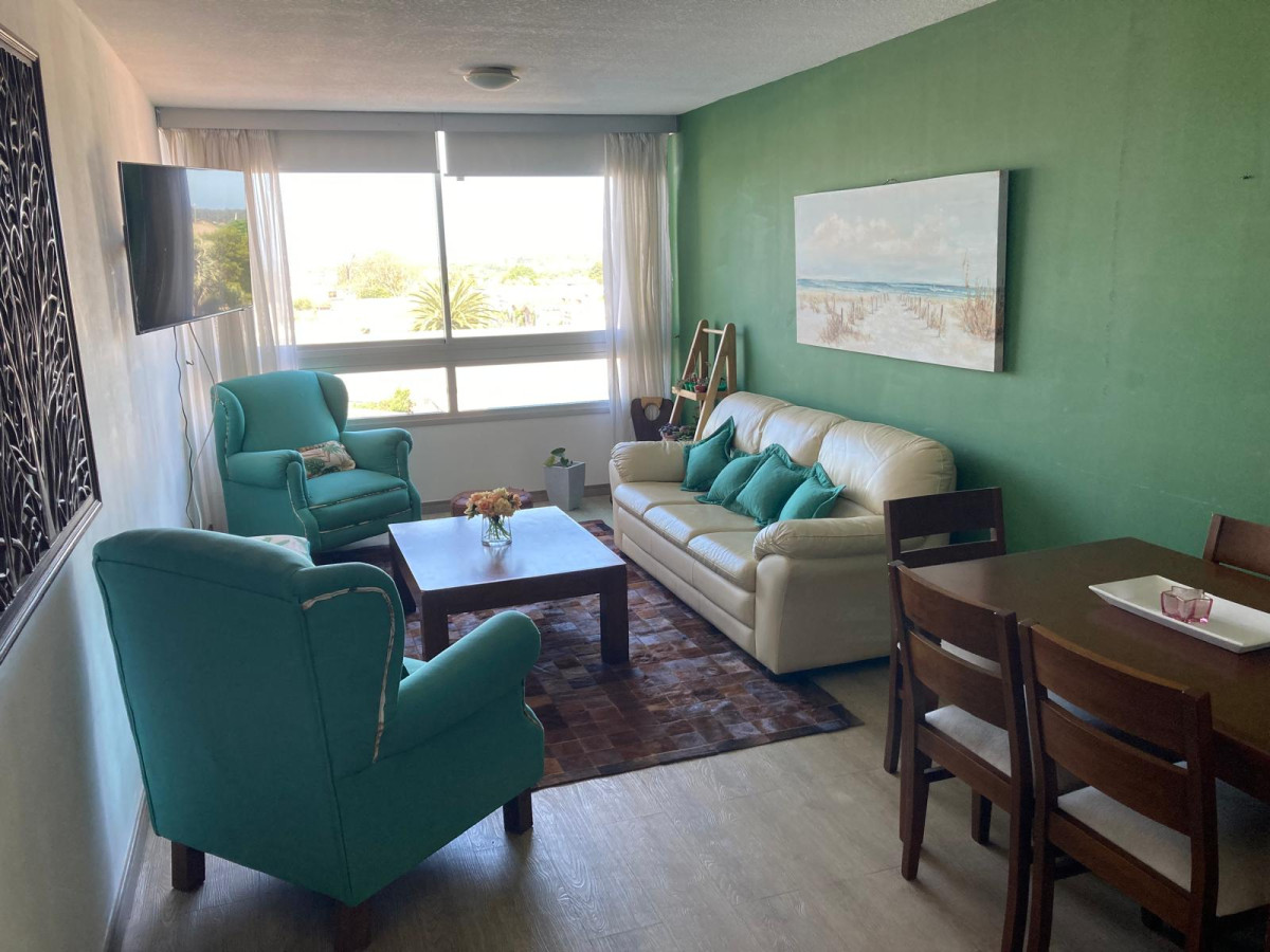 Apartamento en centro de Maldonado 3 dormitorios 