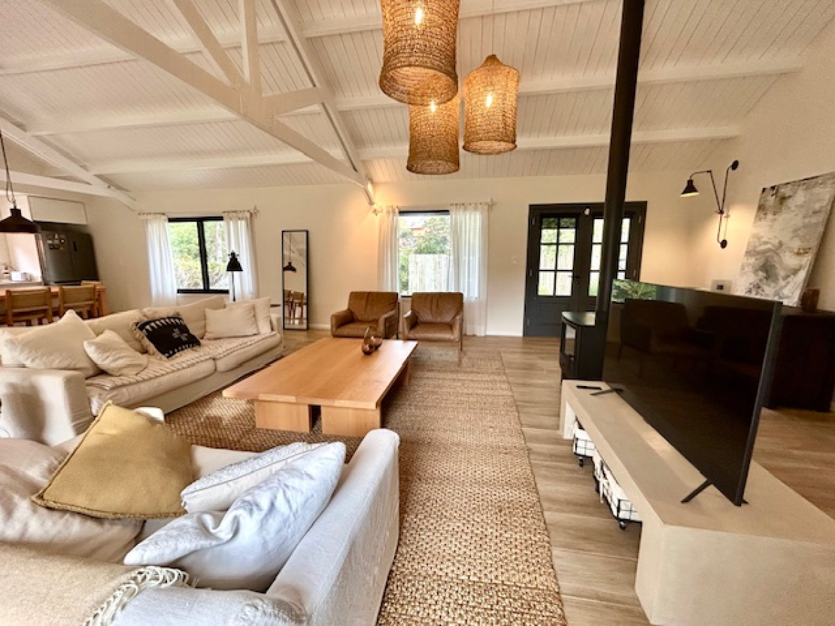 Casa en alquiler de temporada 4 dormitorios Punta del Este