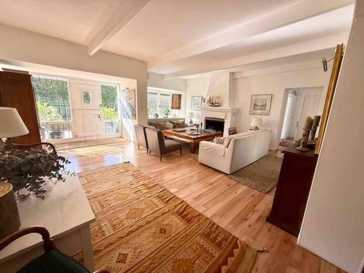 Alquiler en mansa 4 dormitorios y 3 baños 