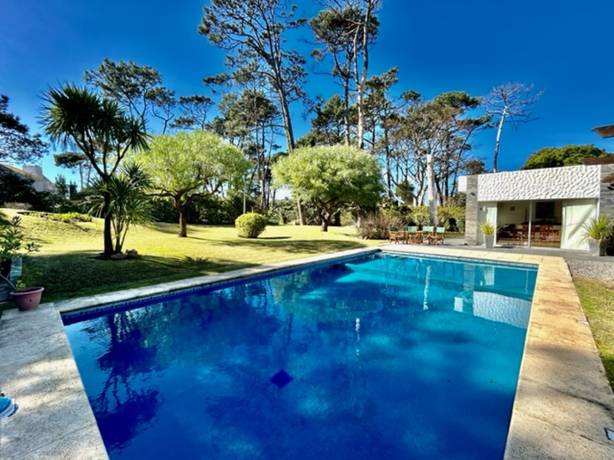 VENTA CASA EN RINCON DEL INDIO 3 DORMITORIOS 