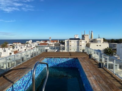 Hotel en venta en la península a pasos del Puerto