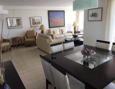 DUPLEX EN PLAYA BRAVA CON VISTA AL MAR 