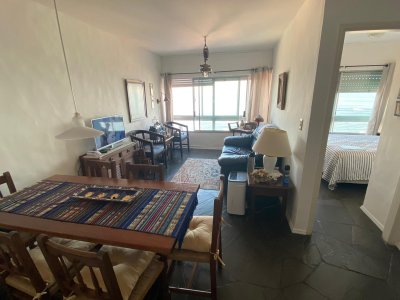 APARTAMENTO DE 1 DORMITORIO Y MEDIO CON VISTA AL MAR 