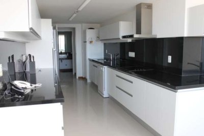 Apartamento en Punta del Este, Brava