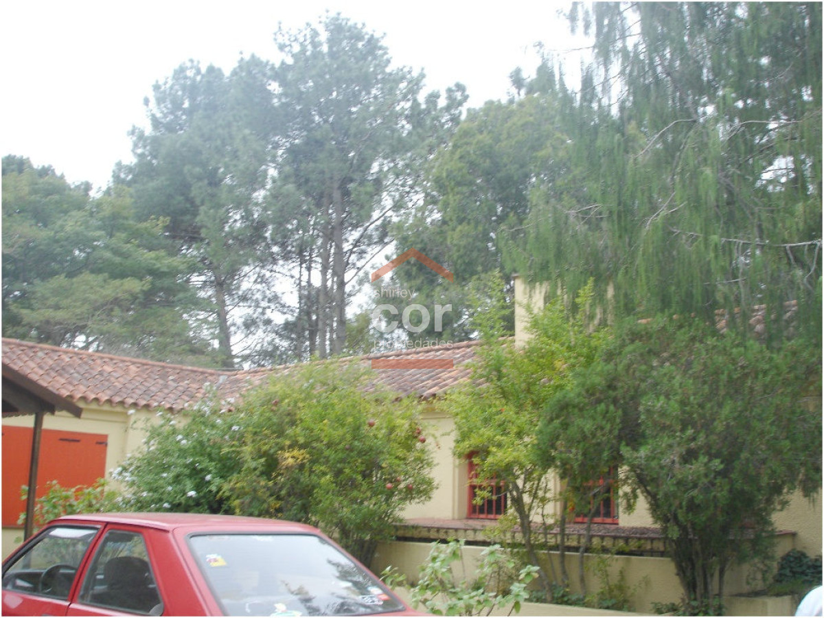 Beverly Hills - GoPunta - Portal Inmobiliario de Punta del Este - Maldonado
