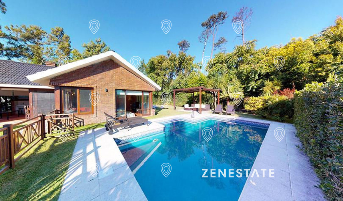 hermosa casa en alquiler punta del este. a pasos del mar en playa mansa. - zen2990c