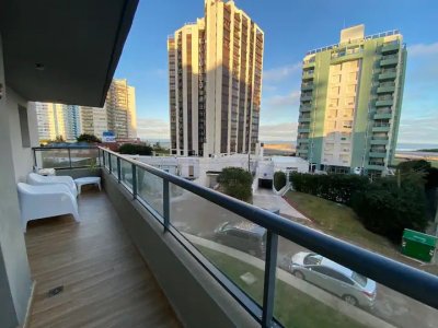 VENTA APARTAMENTO EN PLAYA BRAVA  