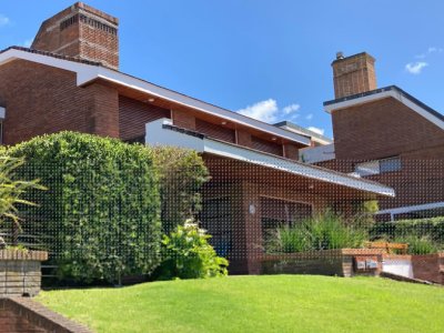 Hermosa casa en la Brava en alquiler temporada 