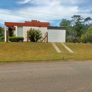 Hermosa casa en alquiler anual 