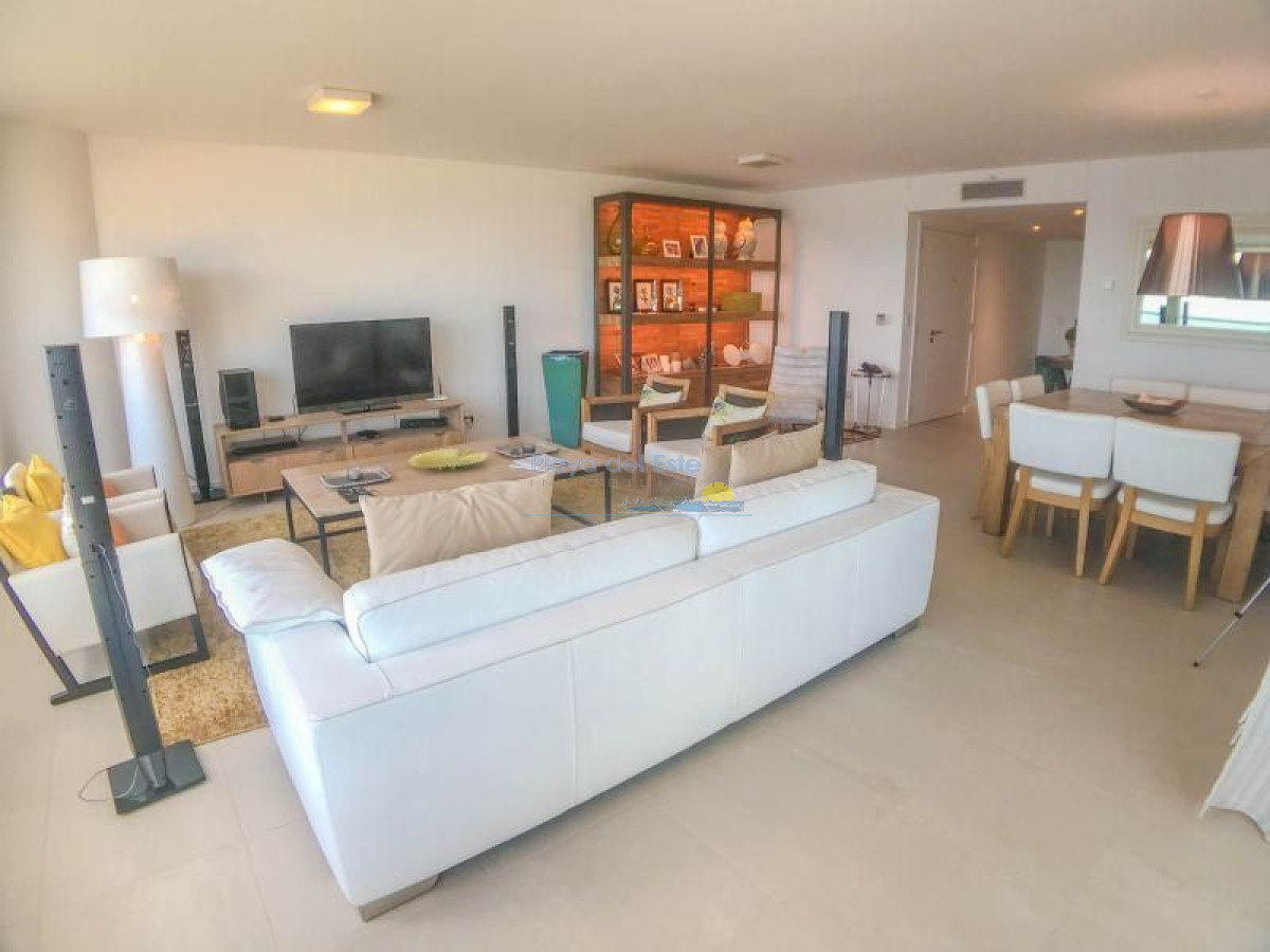 Brava - GoPunta - Portal Inmobiliario de Punta del Este - Maldonado