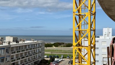 Apartamento de 1 dormitorio en venta en Manglar Albor, Playa Brava, Punta del Este