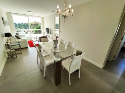 Departamento en Torre con amenities full en Punta!