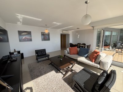 Apartamento en venta Playa Mansa 2 dormitorios