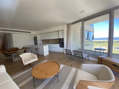 Apartamento de 2 dormitorios en venta, Punta del Este