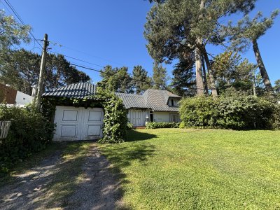Casa en  venta Pinares punta del este 