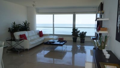 Apartamento en venta y alquiler temporario Brava  2 dormitorios