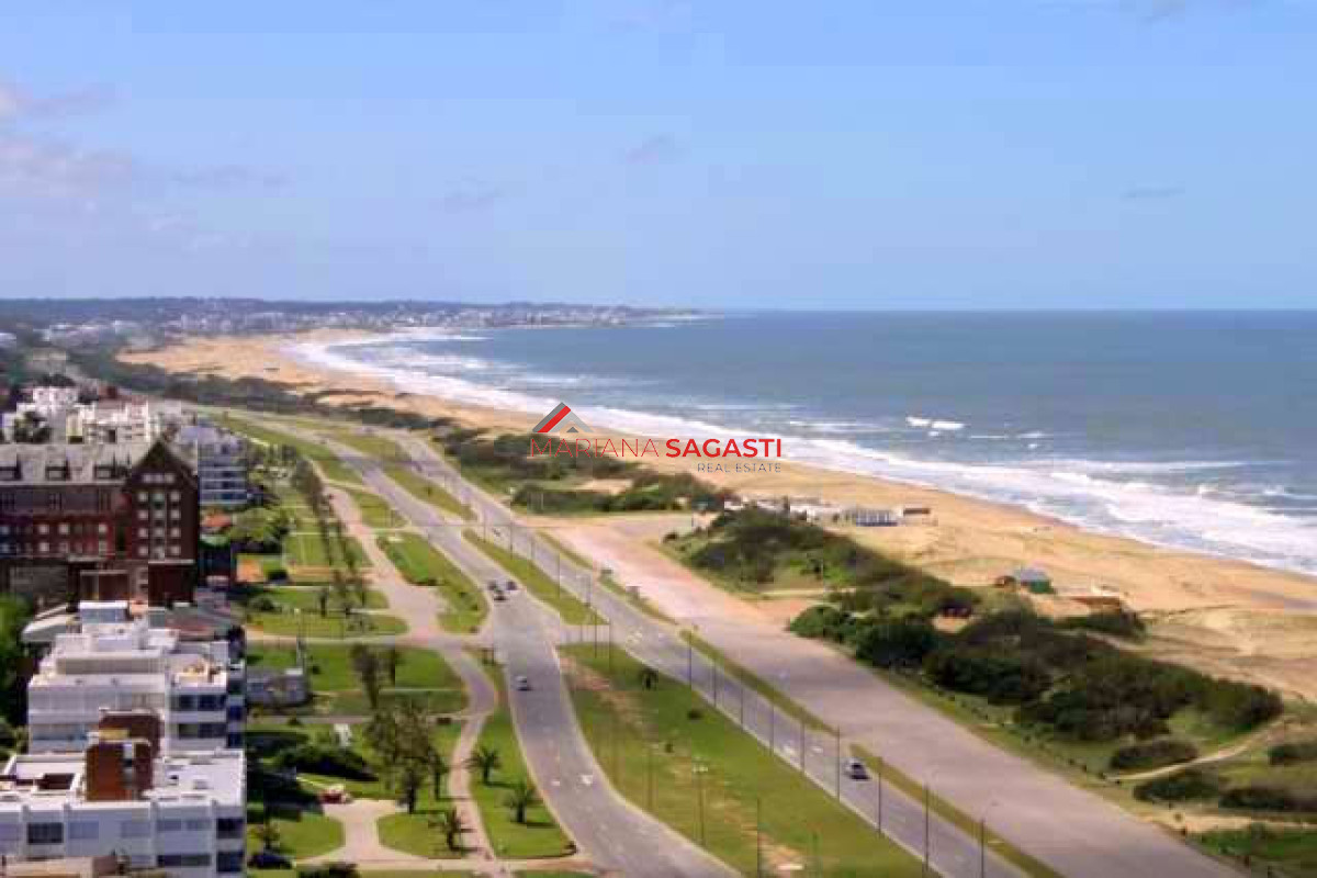 Brava - GoPunta - Portal Inmobiliario de Punta del Este - Maldonado