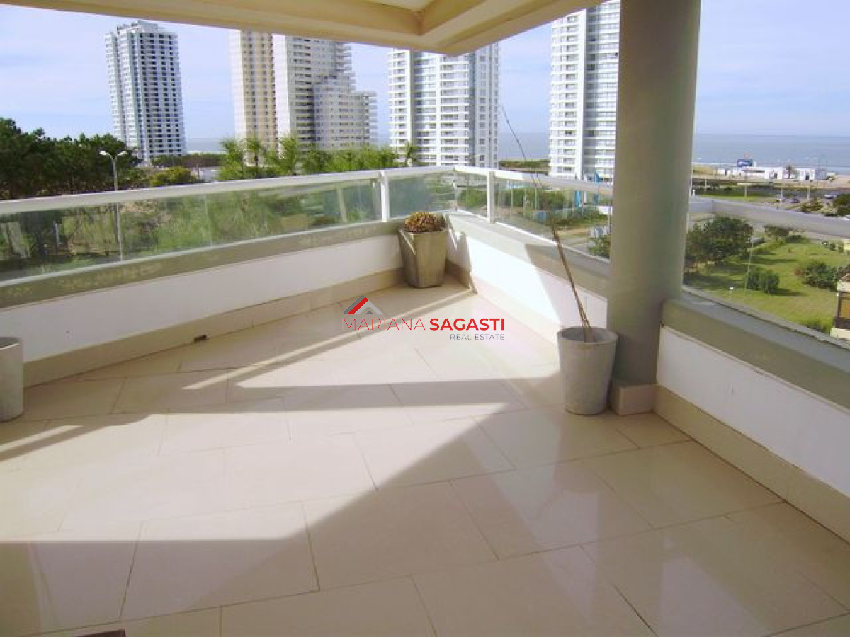 Brava - GoPunta - Portal Inmobiliario de Punta del Este - Maldonado