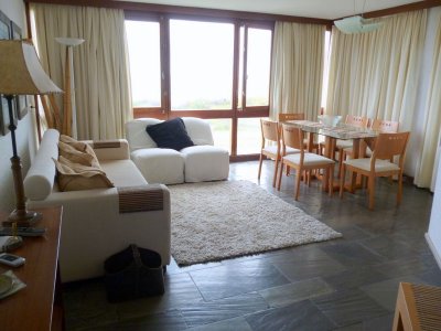 Apartamento en Punta del Este, Brava