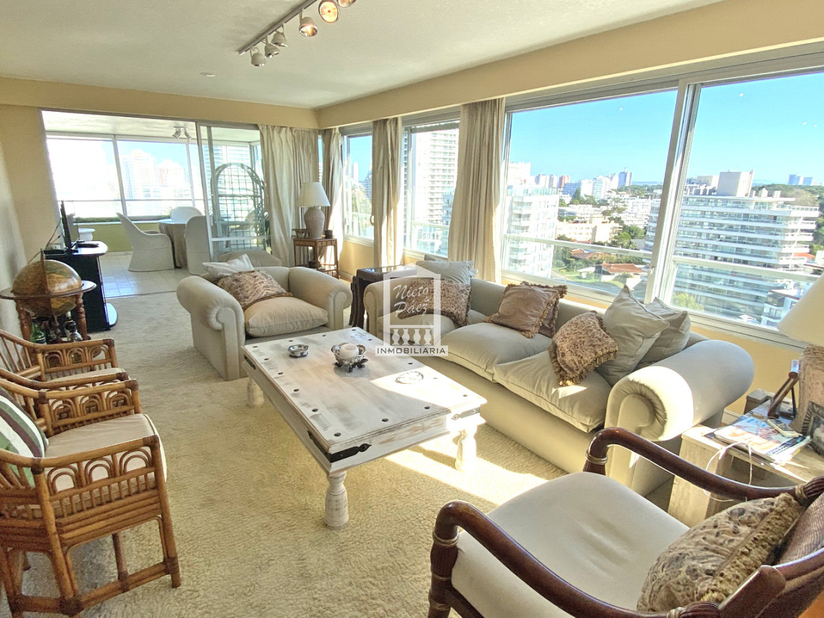 Brava - GoPunta - Portal Inmobiliario de Punta del Este - Maldonado