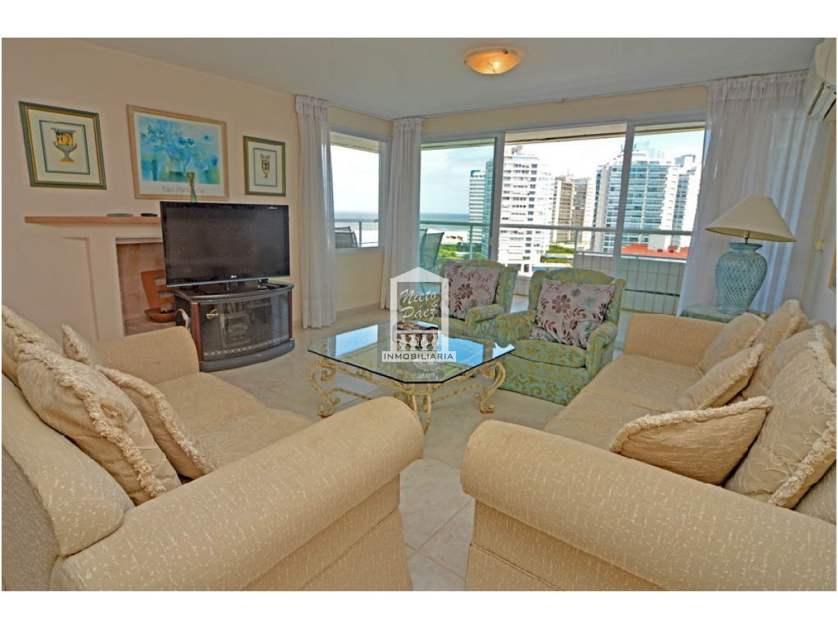 Brava - GoPunta - Portal Inmobiliario de Punta del Este - Maldonado