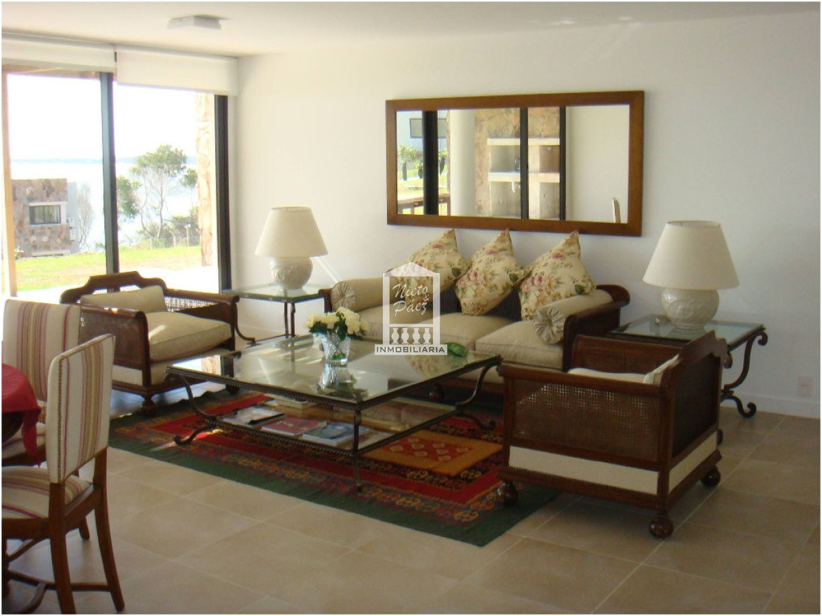 Lomo de la Ballena - GoPunta - Portal Inmobiliario de Punta del Este - Maldonado