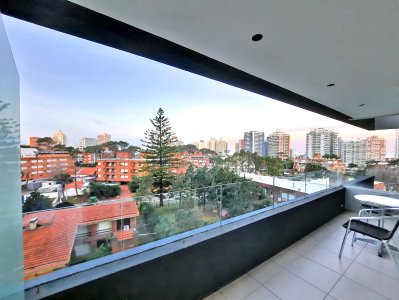 3 dorm, con todos los servicios. Losa radiante. Garaje
