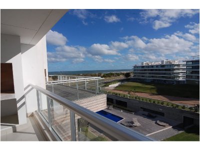 Apartamento en Punta del Este, Brava