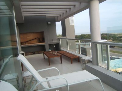 Apartamento en Punta del Este, Brava