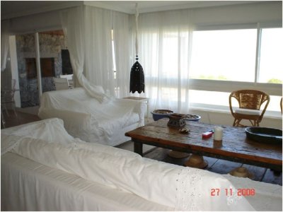 Apartamento en Punta del Este, Brava