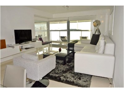 Apartamento en Punta del Este, Mansa