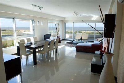 Apartamento en Punta del Este, Brava