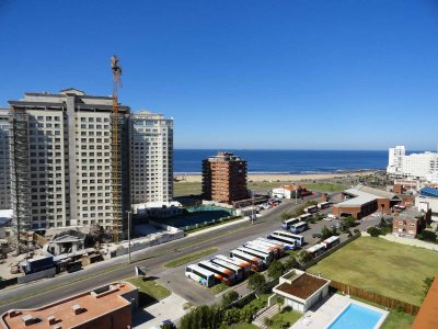 Playa Mansa, 1era fila, contra frente con vista a la brava