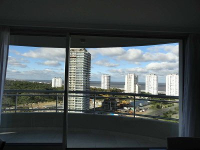 Apartamento en Punta del Este, Brava